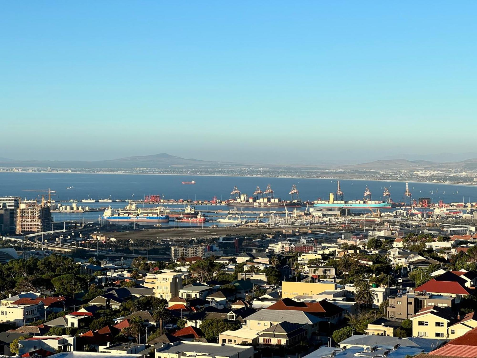 Breathtaking Views, Brand New Renovated Apartment Kapstaden Eksteriør billede